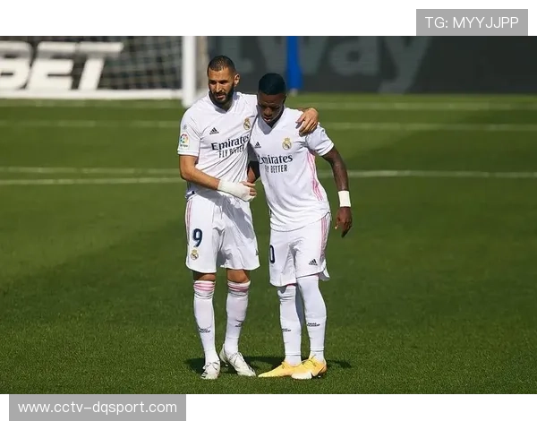 西蒙尼与维尼修斯场边冲突升级，赛后社交媒体再度交锋